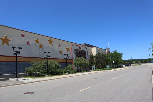 AMC Star Great Lakes Crossing 25 - June 16 2022 Photo (newer photo)